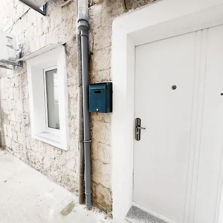 #22 Center Спліт